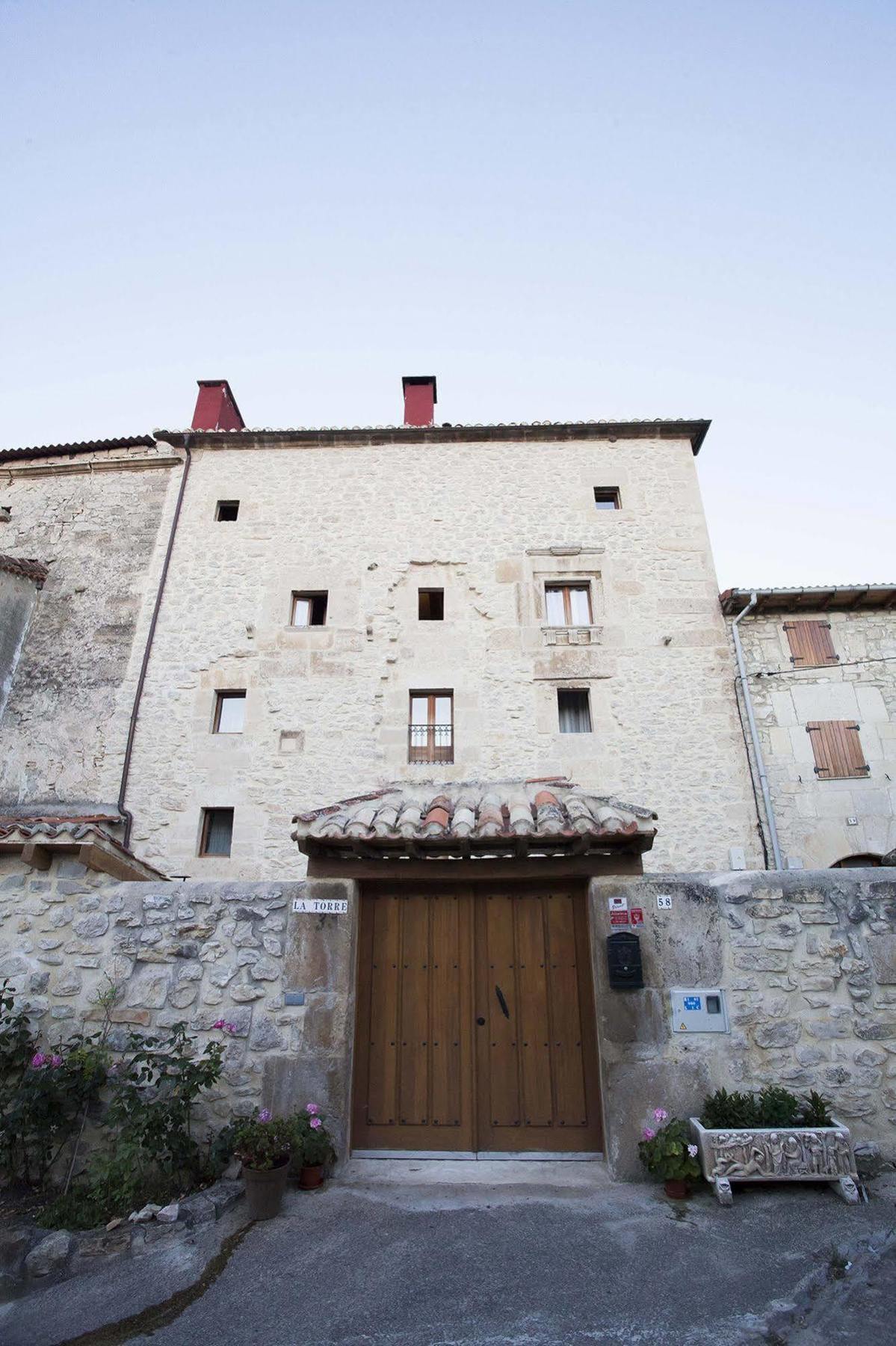 Hotel Rural La Torre De Bisjueces Eksteriør bilde