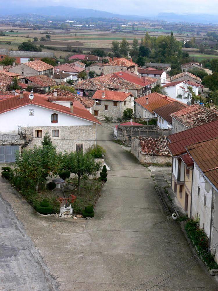 Hotel Rural La Torre De Bisjueces Eksteriør bilde